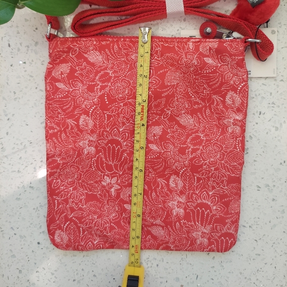 Kipling KeikoCross Body Travel Purse, NWOT - Picture 6 of 8